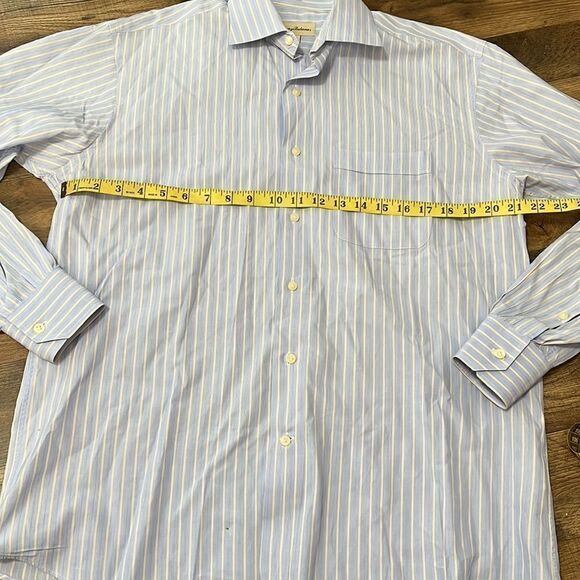 Tommy Bahama long sleeve button down shirt size 15 1/2.  34-35 - Picture 3 of 6